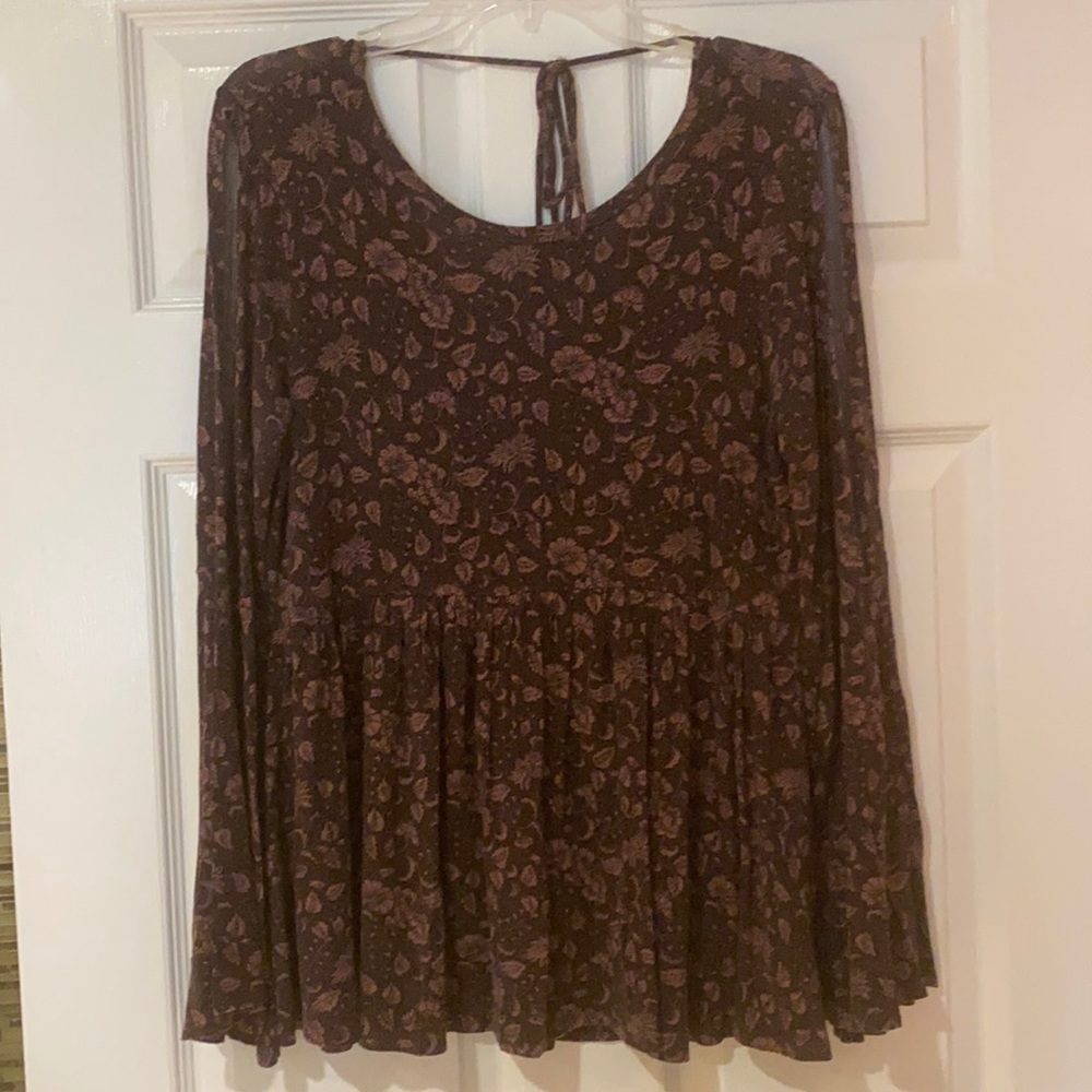 American Eagle peplum top - Picture 1 of 5